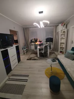 Mieszkanie dwupokojowe 40,50 m², Nowa Sól, Hutnicza, Sprzedaż