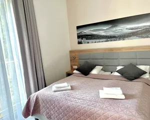 Mieszkanie trzypokojowe 51,00 m², Stronie Śląskie, Sprzedaż