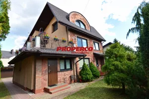 Dom wolnostojący 340,00 m², Piekoszów, Sprzedaż