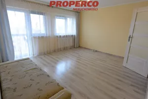 Mieszkanie trzypokojowe 65,12 m², Pińczów, Sikorskiego, Sprzedaż