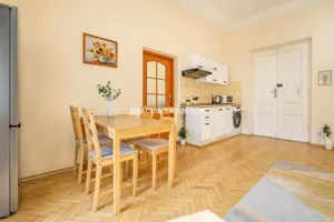 Mieszkanie czteropokojowe 76,60 m², Kraków, Stare Miasto, Długa, Sprzedaż