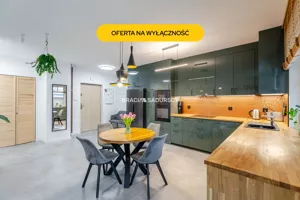 Mieszkanie czteropokojowe 89,11 m², Bochnia, Podedworze, Sprzedaż
