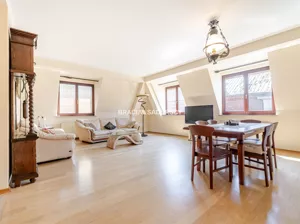 Mieszkanie czteropokojowe 107,00 m², Kraków, Stare Miasto, Trynitarska, Sprzedaż