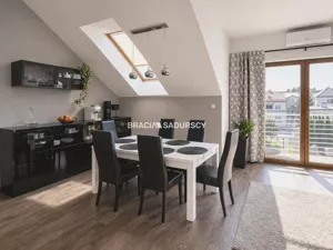 Mieszkanie pięciopokojowe 92,00 m², Kraków, Swoszowice, Opatkowice, Władysława Taklińskiego, Sprzedaż