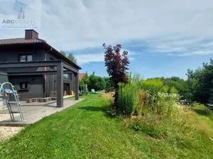 Dom wolnostojący 240,00 m², Brzeźnica, Sprzedaż