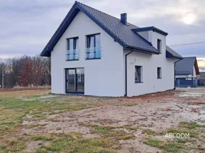 Domy 398730235 Masłomiąca