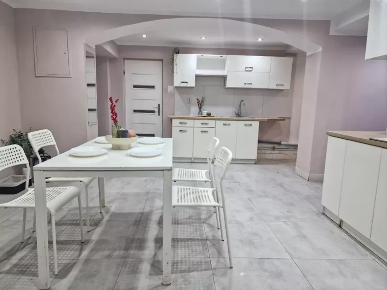 7 pokoi, mieszkanie 125,00 m², parter, oferta nr , 44479, Zielona Góra