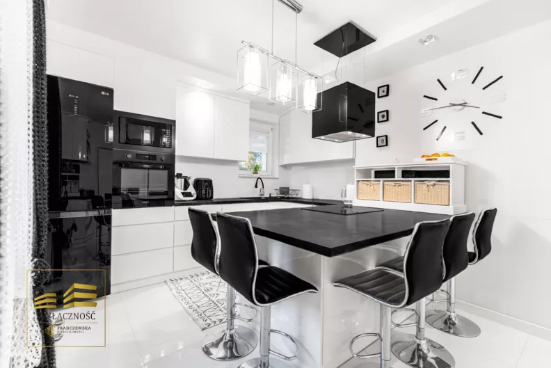 Dom 228,00 m², oferta nr , 187913, Zalesie