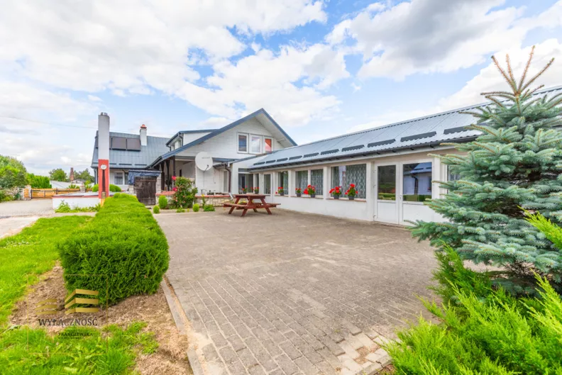 Lokal użytkowy 280,00 m², oferta nr , 209010, Sadurki