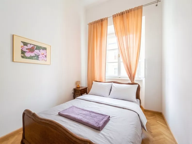 2 pokoje, mieszkanie 46,00 m², piętro 1, oferta nr , 23795/2517/OMW, Warszawa, Śródmieście, Śródmieście, Długa