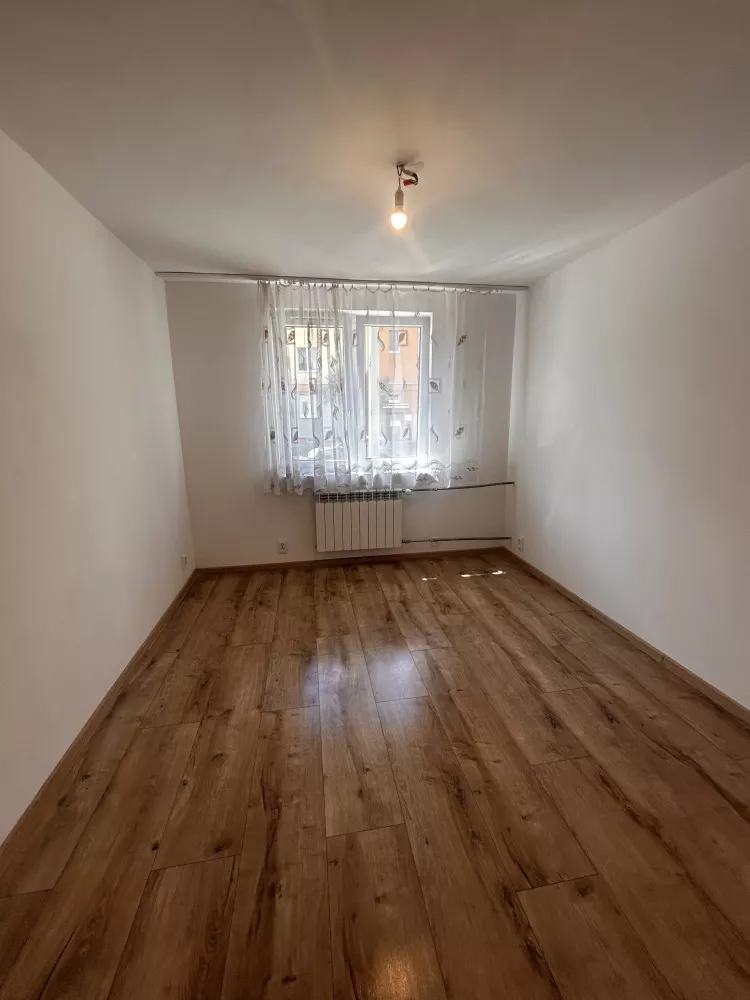 1 pokój, mieszkanie 17,00 m², parter, oferta nr , 836916, Piotrków Trybunalski, Adama Próchnika