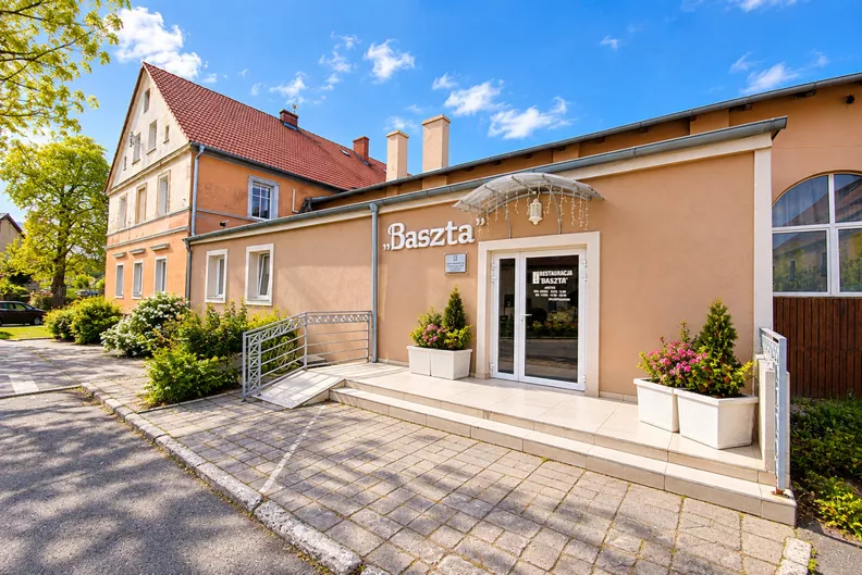 Lokal gastronomiczny 480,00 m², oferta nr , 42/7250/OLS, Sobótka, Chwałkowska
