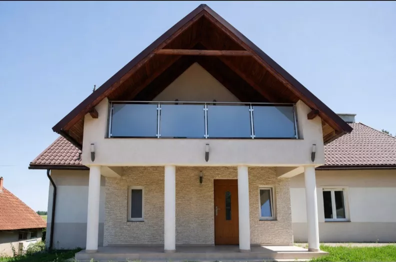 Dom i rezydencja 200,00 m², oferta nr , REMAX-185-DS-CITY, Czerwonka