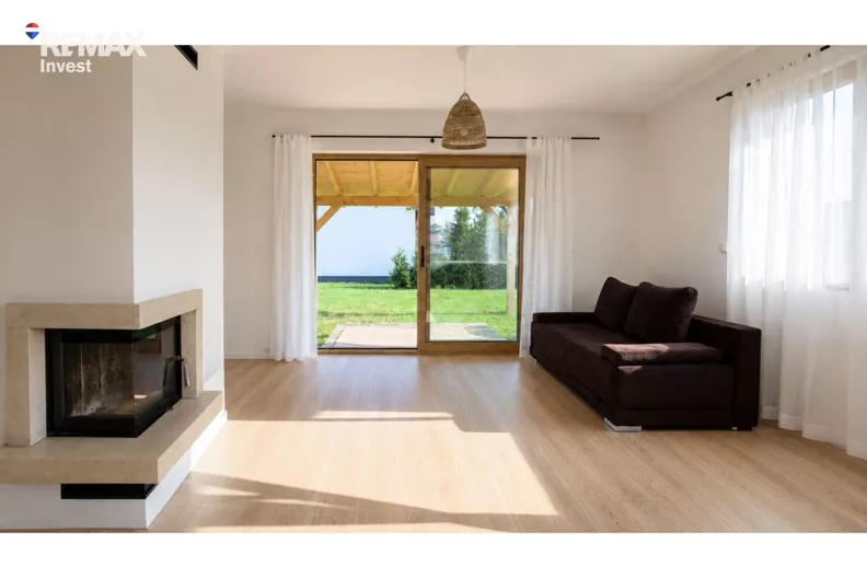 Dom i rezydencja 117,00 m², oferta nr , REMAX-446-DS-INVEST, Bestwinka, Sportowa