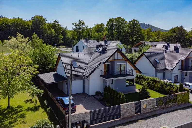 Dom i rezydencja 185,00 m², oferta nr , REMAX-462-DS-INVEST, Bielsko-Biała, Łowiecka