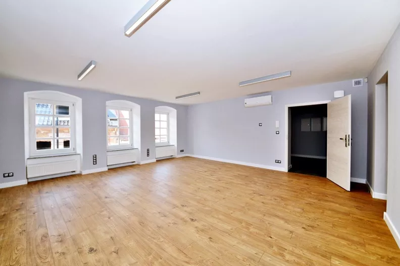 Lokal użytkowy 35,00 m², oferta nr , REMAX-92-KW-HOMEPRO, Bielsko-Biała, Jana Sobieskiego