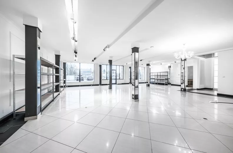 Lokal użytkowy 70,00 m², oferta nr , REMAX-128-KW-EXPERTS, Jelonek, Obornicka