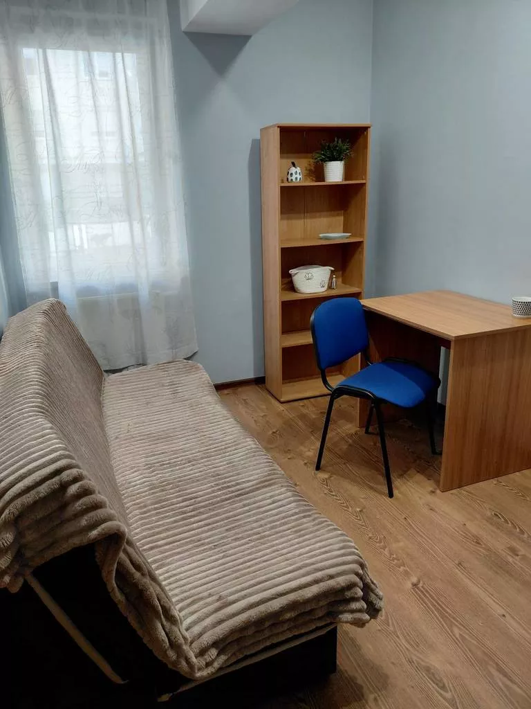 4 pokoje, mieszkanie 11,00 m², parter, oferta nr , 3563/3186/OMW, Poznań, os. Stefana Batorego