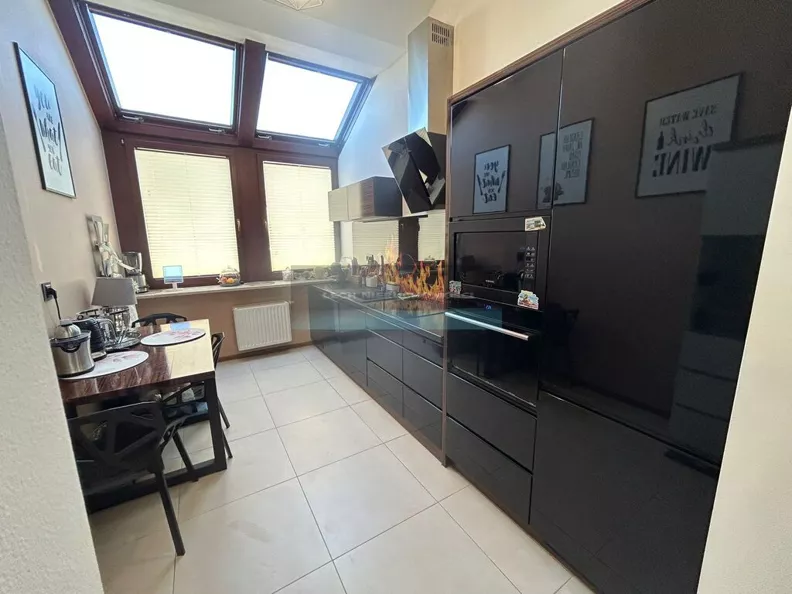 3 pokoje, mieszkanie 87,00 m², piętro 5, oferta nr , 58376/4508/OMS, Parzniew, Działkowa