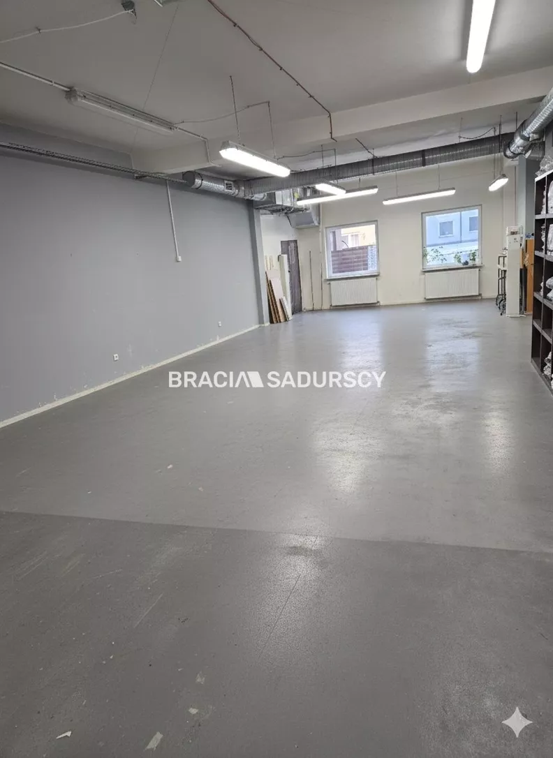 Lokal użytkowy 265,34 m², oferta nr , BS5-LS-313343-18, Kraków, Podgórze, Płaszów, Koszykarska