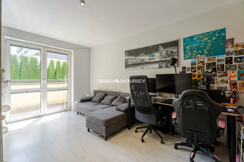 1 pokój, mieszkanie 30,00 m², piętro 1, oferta nr , BS3-MW-317672-3, Kraków, Dębniki, Ruczaj, Czerwone Maki