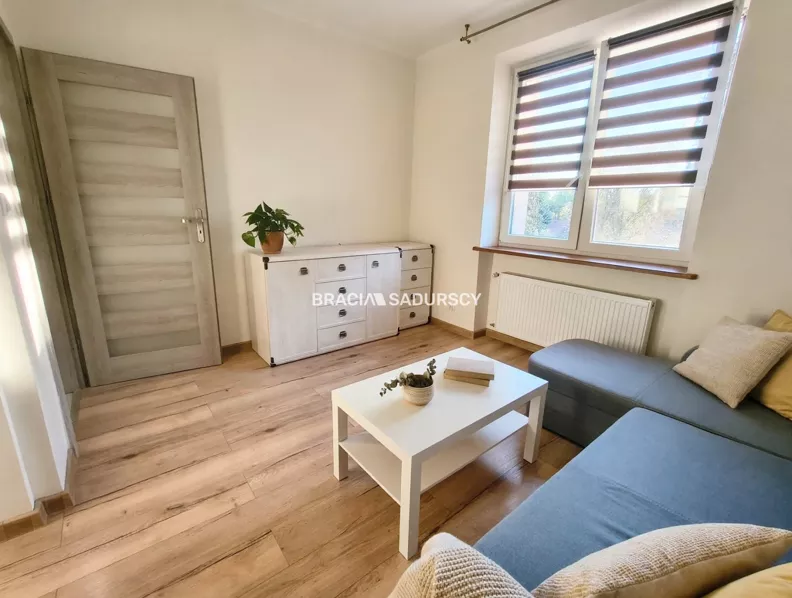 1 pokój, mieszkanie 27,00 m², piętro 3, oferta nr , BS5-MW-317870, Kraków, Mistrzejowice, Nowa Huta, Osiedle Szkolne
