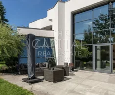 Dom do wynajęcia, 353,00 m², oferta nr 266701