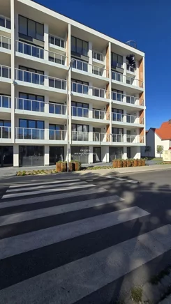 1026-BW-Dzj9ONuoY8 - zdjęcie nr 2