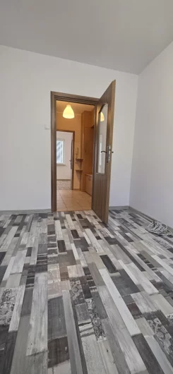 834307 - zdjęcie nr 2