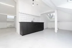 8205 - zdjęcie nr 3