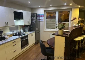 Mieszkanie trzypokojowe 72,81 m², Ząbki, Skrajna, Sprzedaż