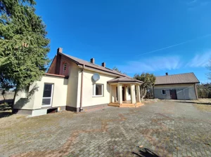 Dom wolnostojący 222,00 m², Gole, Sprzedaż