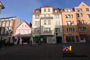 Mieszkanie sześciopokojowe 153,60 m², Zielona Góra, Sprzedaż