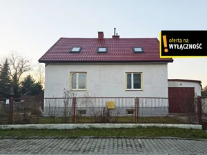 Dom wolnostojący 157,00 m², Ostrowiec Świętokrzyski, Wiejska, Sprzedaż