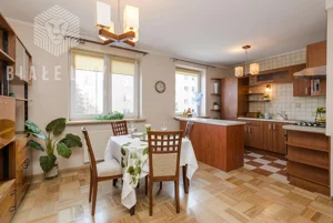 Mieszkanie trzypokojowe 63,40 m², Ząbki, Powstańców, Sprzedaż