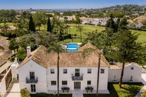Dom wolnostojący 712,00 m², Hiszpania, Nueva Andalucia, Sprzedaż