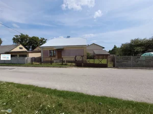 Dom wolnostojący 65,00 m², Chmielnik, Sprzedaż