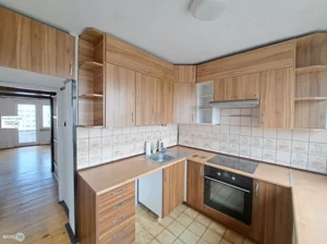 Mieszkanie trzypokojowe 59,60 m², Kielce, Sady, Sprzedaż