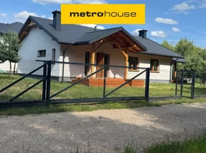 Dom wolnostojący 112,00 m², Blochy, Sosnowa, Sprzedaż