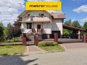 Dom wolnostojący 220,18 m², Bratoszewice, Kolejowa, Sprzedaż