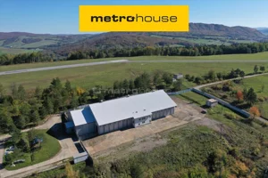 Obiekt 1 900,00 m², Krosno, Sprzedaż