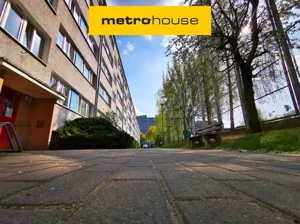 Mieszkanie dwupokojowe 44,30 m², Oleśnica, Skłodowskiej-Curie, Sprzedaż