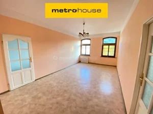 Mieszkanie czteropokojowe 92,35 m², Nowa Ruda, Rynek, Sprzedaż