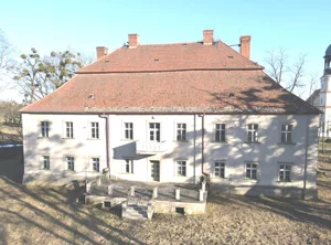Dom dworek 1 200,00 m², Radłów, Sprzedaż