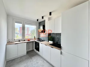 Mieszkanie trzypokojowe 61,20 m², Wrocław, Strzegomska, Sprzedaż