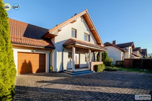 Dom bliźniak 266,57 m², Banino, Sprzedaż