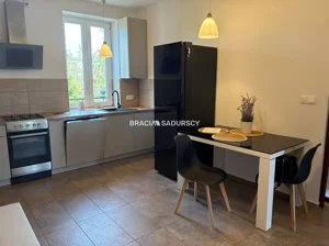 Mieszkanie dwupokojowe 60,00 m², Kraków, Grzegórzki, Mogilska, Wynajem