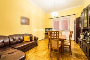 Mieszkanie trzypokojowe 74,70 m², Kraków, Stare Miasto, Krowoderska, Sprzedaż