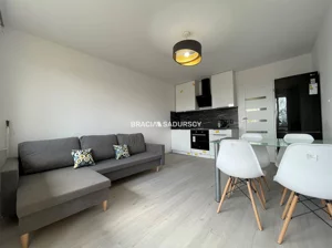 Mieszkanie trzypokojowe 41,00 m², Kraków, Wzgórza Krzesławickie, os. Na Stoku, Wynajem