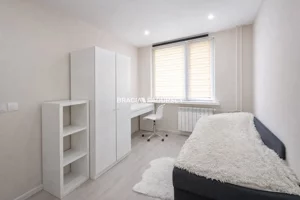 Mieszkanie czteropokojowe 56,41 m², Kraków, Mistrzejowice, os. Piastów, Sprzedaż